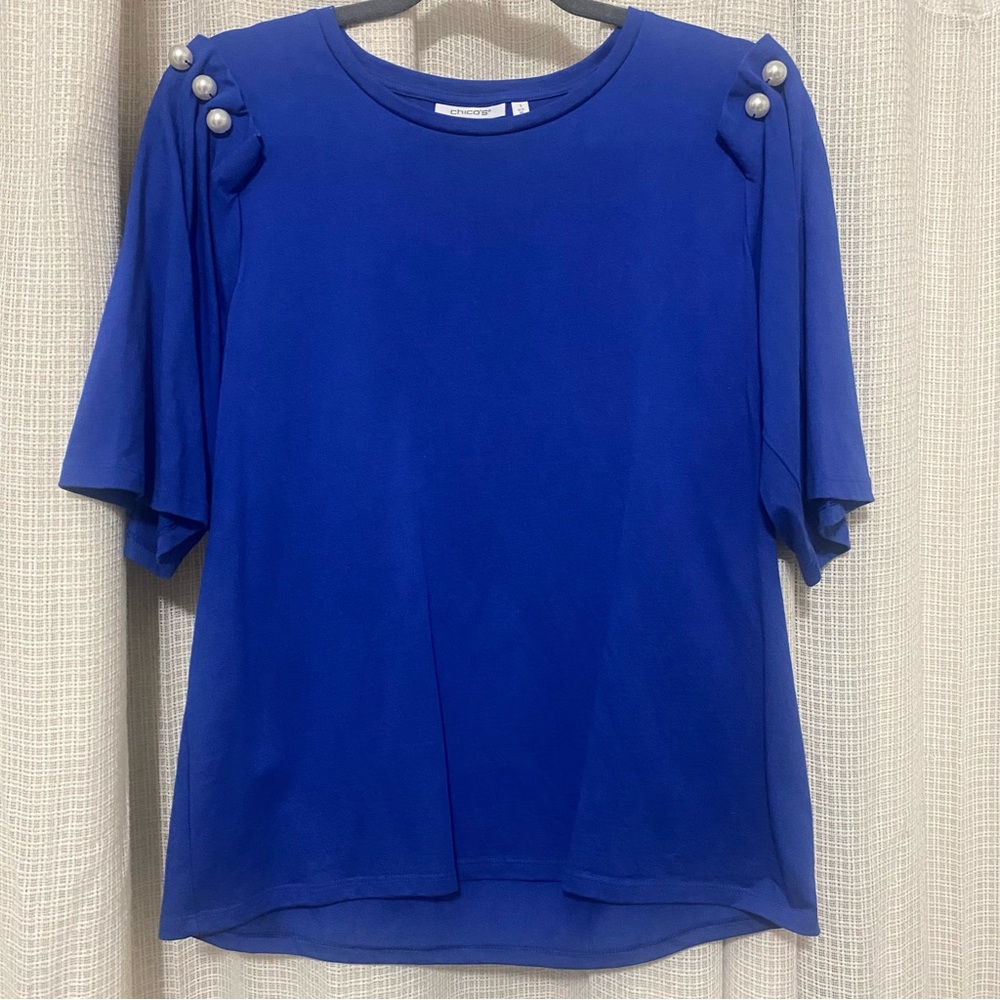 CHICO’S Blue Crew Neck Short Sleeve Women's Top with Ruffle Pearl Accents